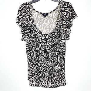 AGB Top Women's L Black White Ruffled Layered Tiered Short Flutter Sleeve Blouse